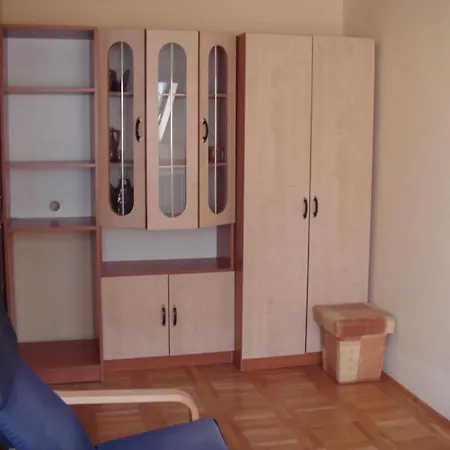 Roza Es Apartmanhaz Aparthotel Esztergom