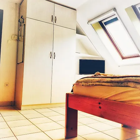 Aparthotel Roza Es Apartmanhaz
