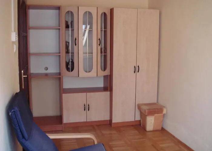 Roza Es Apartmanhaz Hotel Esztergom