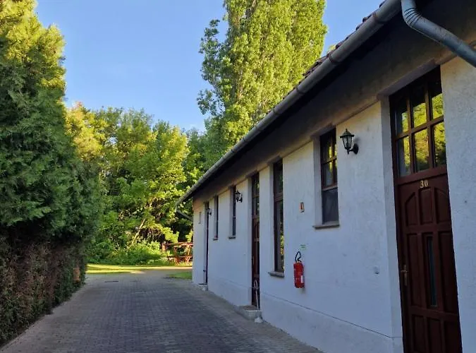 Hotel Roza Es Apartmanhaz Ostřihom