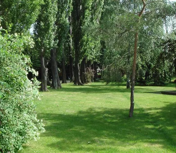 Roza Es Apartmanhaz 3*