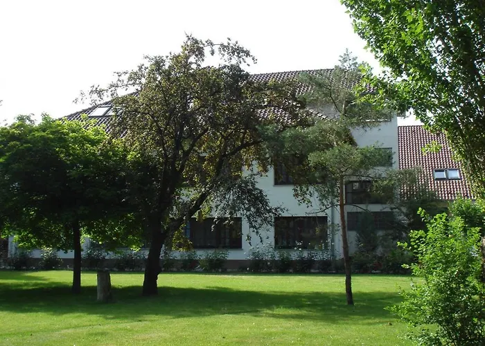 Otel Roza Es Apartmanhaz 3*